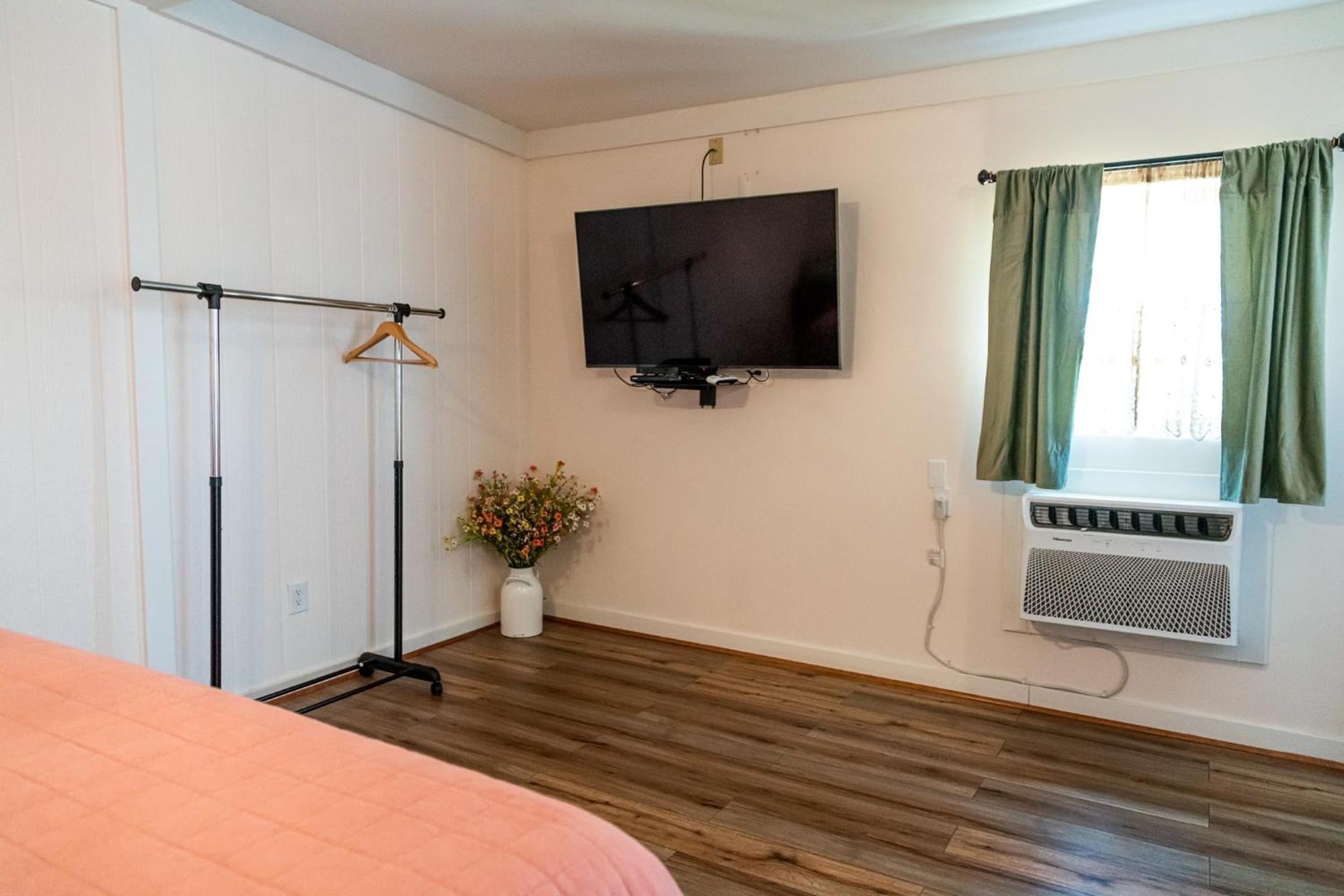 Sagebrush Inn Tombstone Szoba fotó A room at the motel